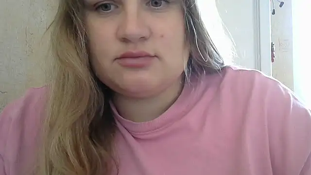 Snapshot of Honeydew-Waves chatting on 25, 11, 2025 Honeydew-Waves online show from 25, 11, 2025