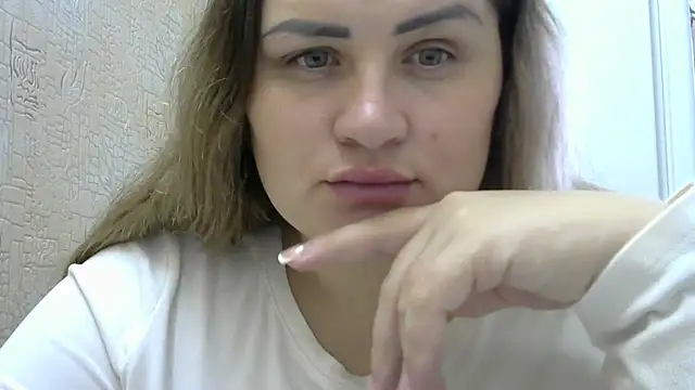 Snapshot of Honeydew-Waves chatting on 27, 11, 2025 Honeydew-Waves online show from 27, 11, 2025