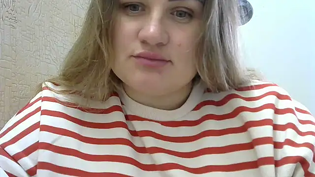 Snapshot of Honeydew-Waves chatting on 28, 11, 2025 Honeydew-Waves online show from 28, 11, 2025