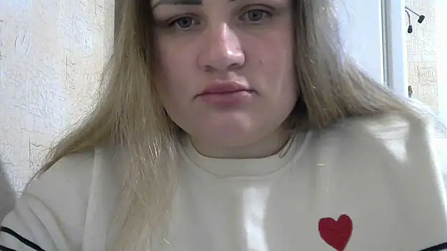 Snapshot of Honeydew-Waves chatting on 17, 12, 2025 Honeydew-Waves online show from 17, 12, 2025