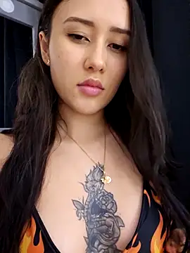 Snapshot of Selena_blake chatting on 28, 11, 2025 Selena blake online show from 28, 11, 2025