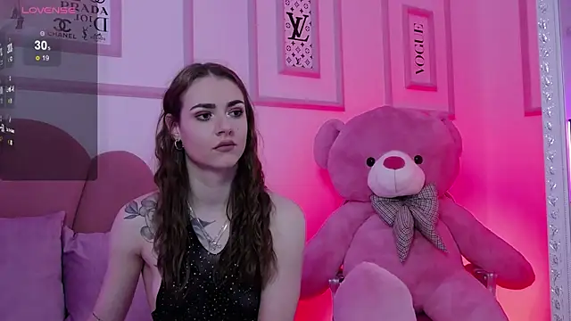 Abby  White online show from 6, 3, 2025