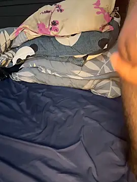 Snapshot of DragonLover_93 chatting on 13, 12, 2025 DragonLover 93 online show from 13, 12, 2025