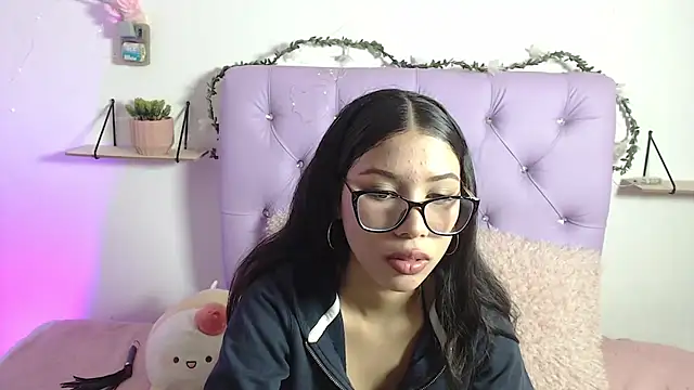 AmberJeong online show from 3, 2, 2025