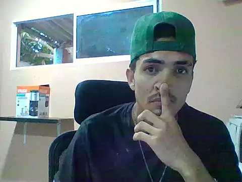 jeremy scott online show from 27, 10, 2025