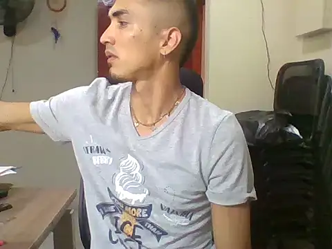 jeremy scott online show from 28, 2, 2026