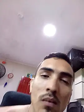 jeremy scott online show from 10, 3, 2026