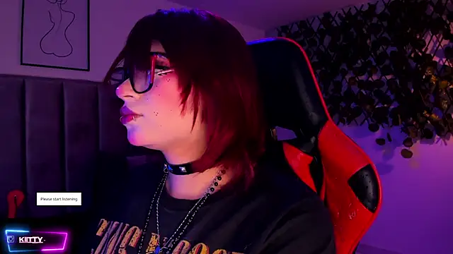 Snapshot of Kitty_Gang chatting on 24, 10, 2025 Kitty Gang online show from 24, 10, 2025