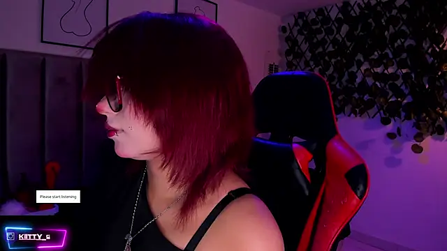 Snapshot of Kitty_Gang chatting on 25, 10, 2025 Kitty Gang online show from 25, 10, 2025