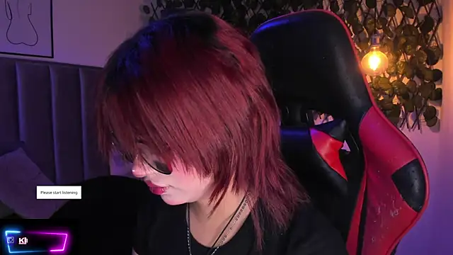 Snapshot of Kitty_Gang chatting on 6, 11, 2025 Kitty Gang online show from 6, 11, 2025