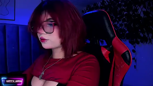 Snapshot of Kitty_Gang chatting on 1, 12, 2025 Kitty Gang online show from 1, 12, 2025