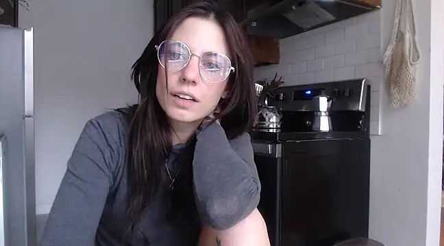 Snapshot of MaeDaybaby chatting on 16, 12, 2024 MaeDaybaby online show from 16, 12, 2024