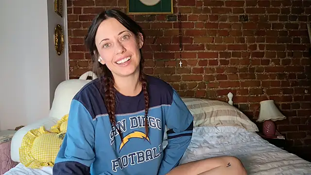 Snapshot of MaeDaybaby chatting on 21, 9, 2025 MaeDaybaby online show from 21, 9, 2025