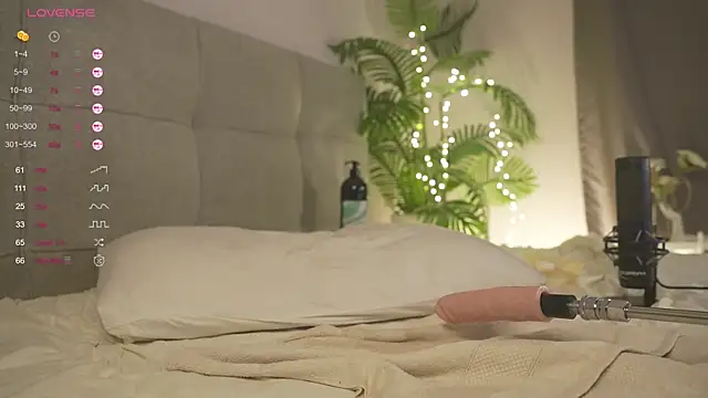 AlmaRobinson online show from 4, 2, 2025