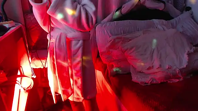 Snapshot of mysterymel chatting on 18, 10, 2025 mysterymel online show from 18, 10, 2025