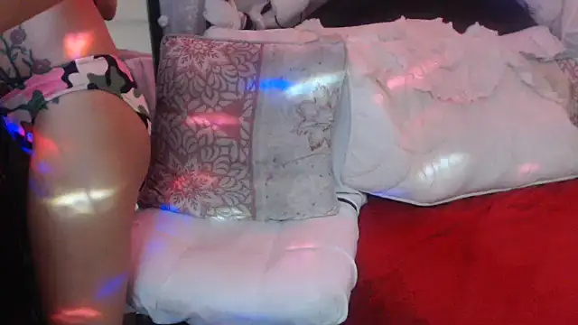 Snapshot of mysterymel chatting on 6, 11, 2025 mysterymel online show from 6, 11, 2025