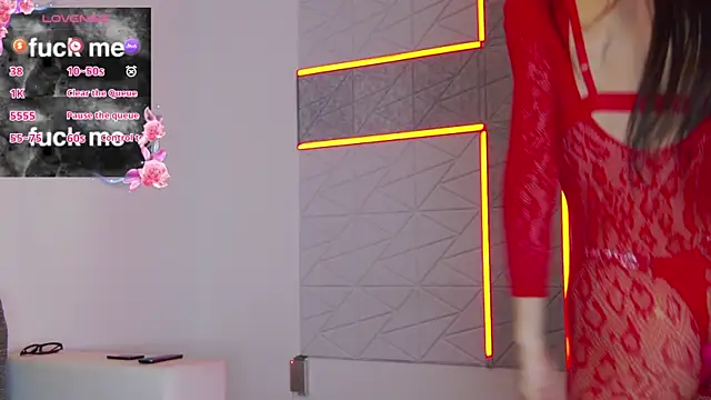 Snapshot of hailey_peach chatting on 26, 9, 2025 hailey peach online show from 26, 9, 2025