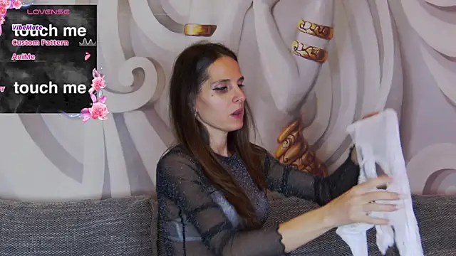 Snapshot of hailey_peach chatting on 27, 9, 2025 hailey peach online show from 27, 9, 2025