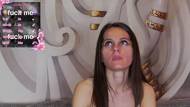 hailey peach online show from 18, 4, 2026