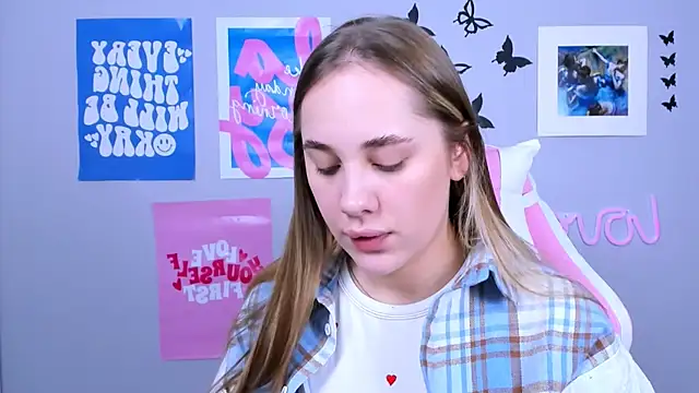 MiaMilas online show from 16, 12, 2024