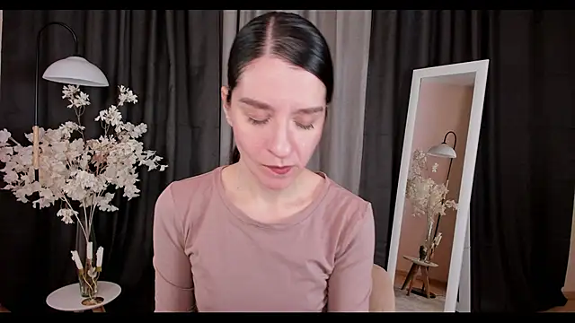 Snapshot of helentasty chatting on 3, 2, 2025 helentasty online show from 3, 2, 2025