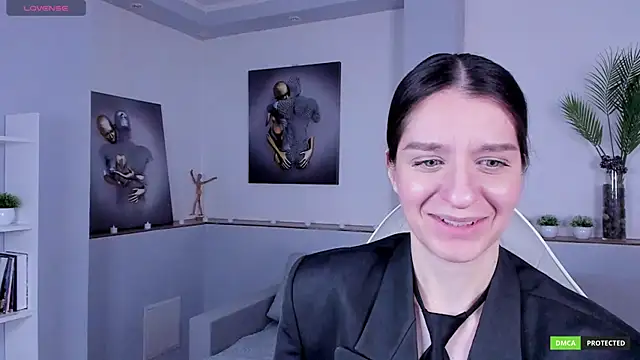 Snapshot of helentasty chatting on 5, 2, 2025 helentasty online show from 5, 2, 2025