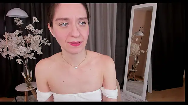 Snapshot of helentasty chatting on 10, 2, 2025 helentasty online show from 10, 2, 2025