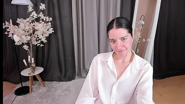 Snapshot of helentasty chatting on 7, 3, 2025 helentasty online show from 7, 3, 2025