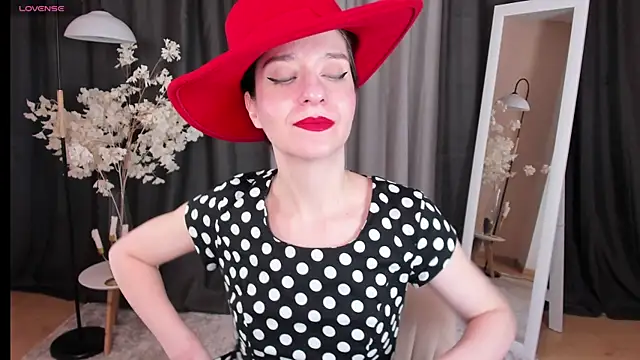 Snapshot of helentasty chatting on 17, 3, 2025 helentasty online show from 17, 3, 2025