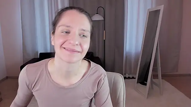Snapshot of helentasty chatting on 26, 9, 2025 helentasty online show from 26, 9, 2025