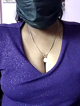 Snapshot of mallu-sumi chatting on 18, 4, 2026 mallu-sumi online show from 18, 4, 2026