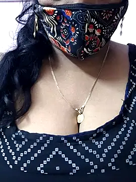 Snapshot of mallu-sumi chatting on 19, 4, 2026 mallu-sumi online show from 19, 4, 2026