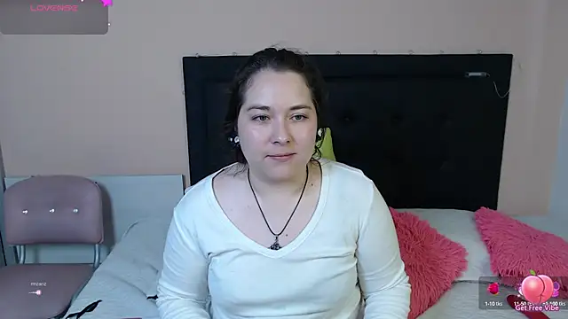 May Carlier online show from 19, 2, 2025