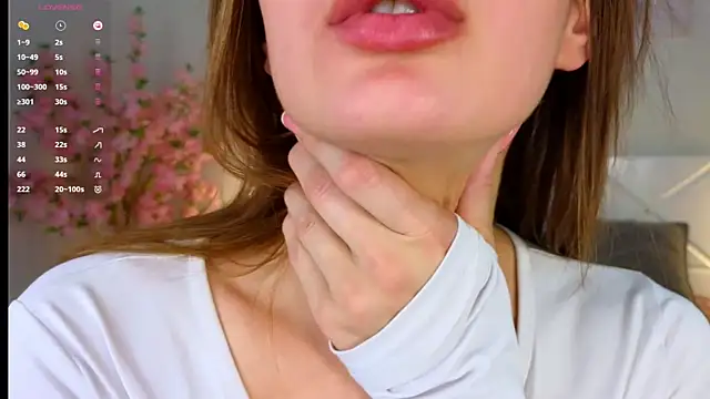 stacy sexylips online show from 20, 3, 2025