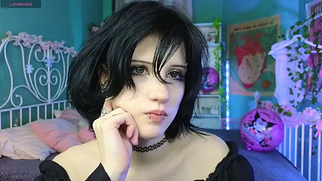 dark vamp  online show from 20, 2, 2025