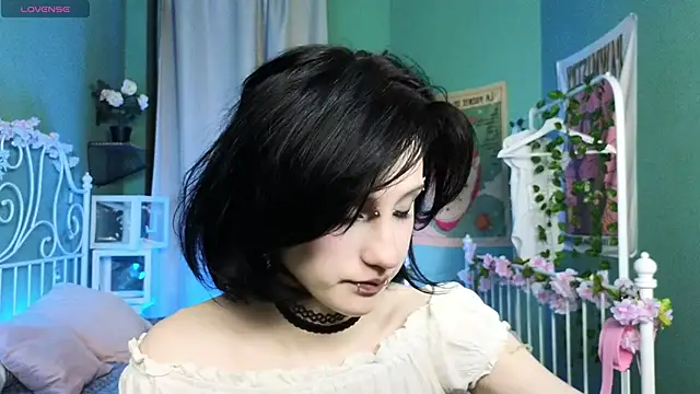 dark vamp  online show from 24, 2, 2025