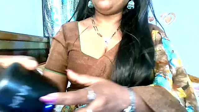 honey-sexy online show from 8, 3, 2026