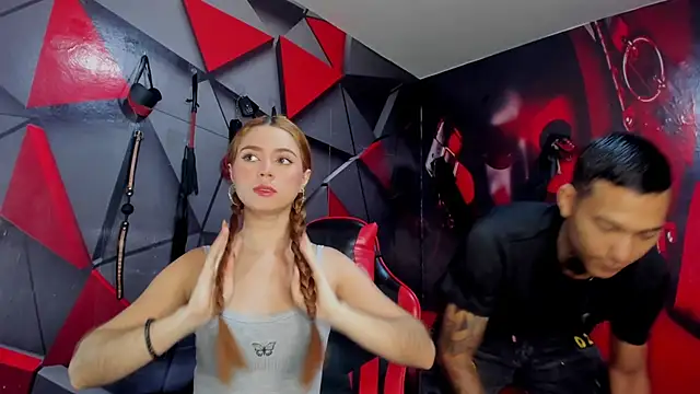 Hana and Zeta online show from 14, 12, 2025