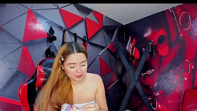 Hana and Zeta online show from 3, 2, 2026