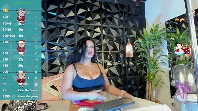 Snapshot of karla_999 chatting on 22, 12, 2024 karla 999 online show from 22, 12, 2024