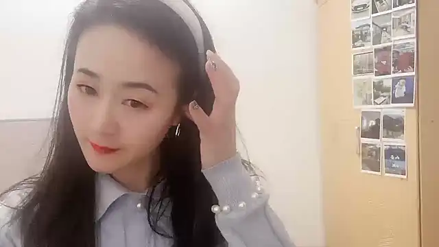 Snapshot of fanfan-FF chatting on 10, 1, 2025 fanfan-FF online show from 10, 1, 2025