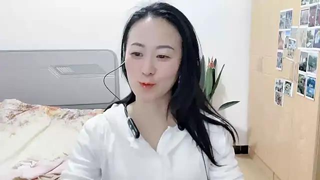 Snapshot of fanfan-FF chatting on 13, 3, 2025 fanfan-FF online show from 13, 3, 2025