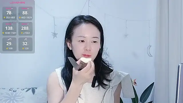 Snapshot of fanfan-FF chatting on 21, 9, 2025 fanfan-FF online show from 21, 9, 2025