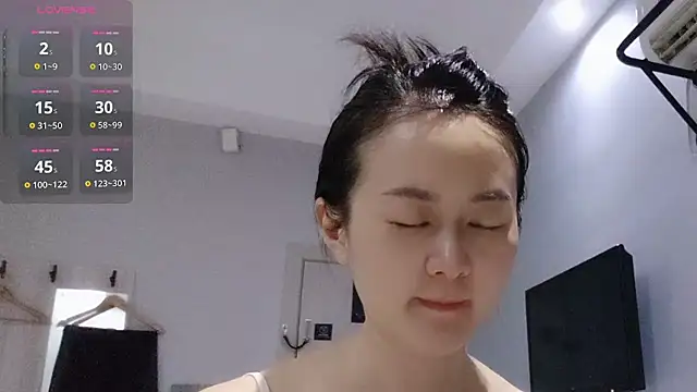 Snapshot of fanfan-FF chatting on 15, 10, 2025 fanfan-FF online show from 15, 10, 2025