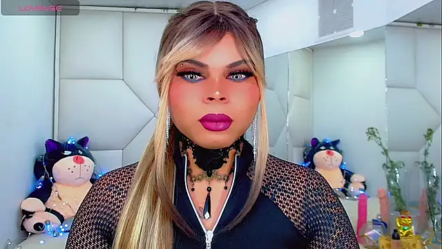 Snapshot of AdanKinng chatting on 11, 11, 2025 AdanKinng online show from 11, 11, 2025