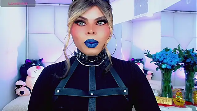 Snapshot of AdanKinng chatting on 25, 11, 2025 AdanKinng online show from 25, 11, 2025