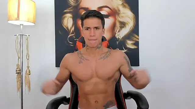 pettergrey1 online show from 3, 12, 2024