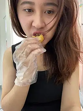 Liliya-77 online show from 12, 4, 2026