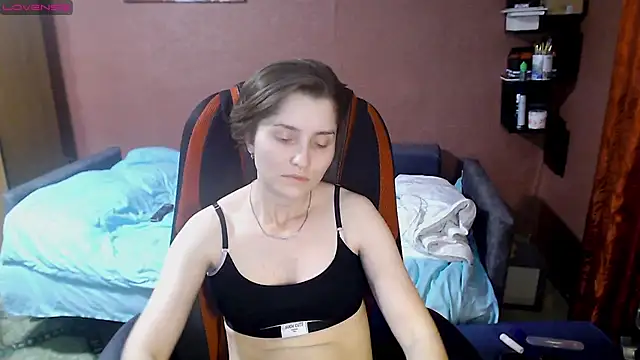 womanstrong78 online show from 11, 1, 2025