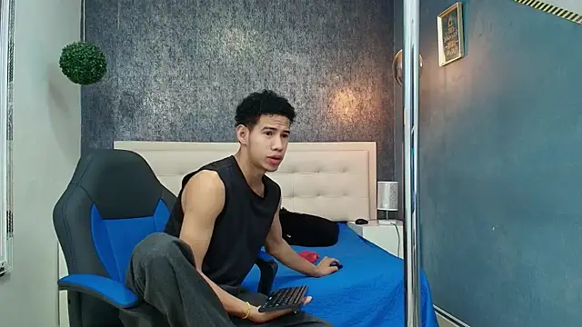 Erick Zhimerman online show from 7, 4, 2026